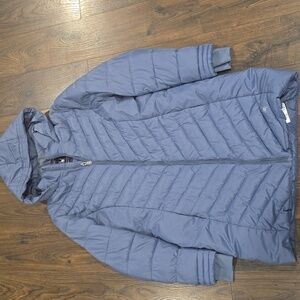 Women's new XL Spyder puffer jacket.